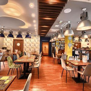 Gucio - Pokoje Z Restauracja Szczyrk